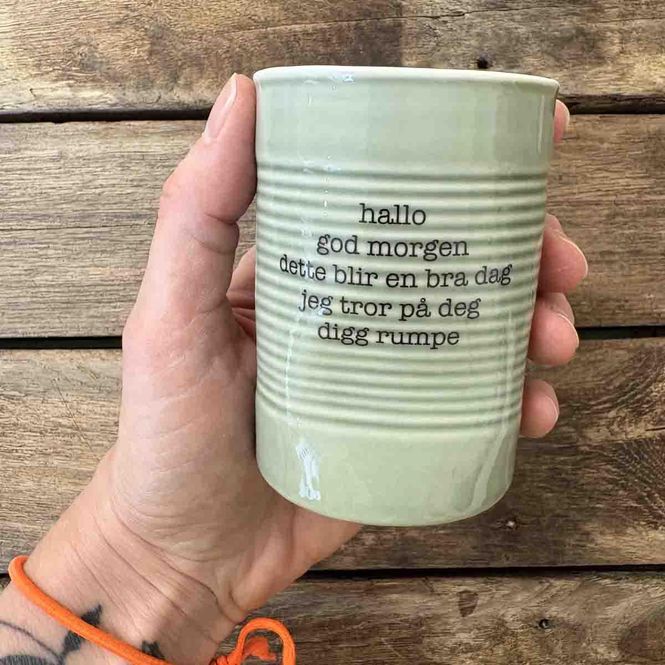 Hovedbilde Digg rumpe, krus porselen 10 cm (lys yade)