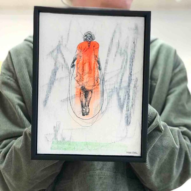 Hovedbilde Å hoppe høyere og høyere mens tauet sveiper under tærne, 26x20 cm inkl skyggelist