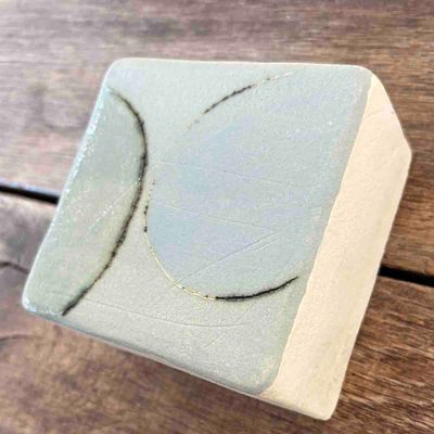 Kunstkloss, skulptur vegg ca 9x9x4.5 (U-615)