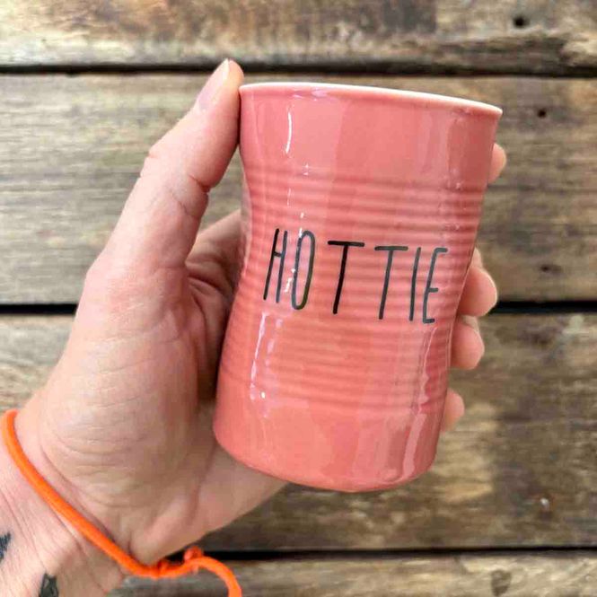 Hovedbilde Hottie, krus porselen 10 cm (rosa)