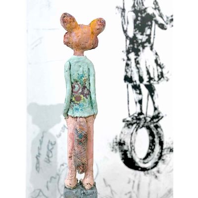 Racoon girl, skulptur 62 cm