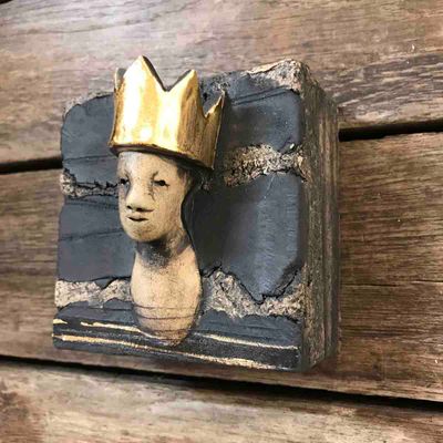Kunstkloss, skulptur vegg ca 9x9 (G-21)