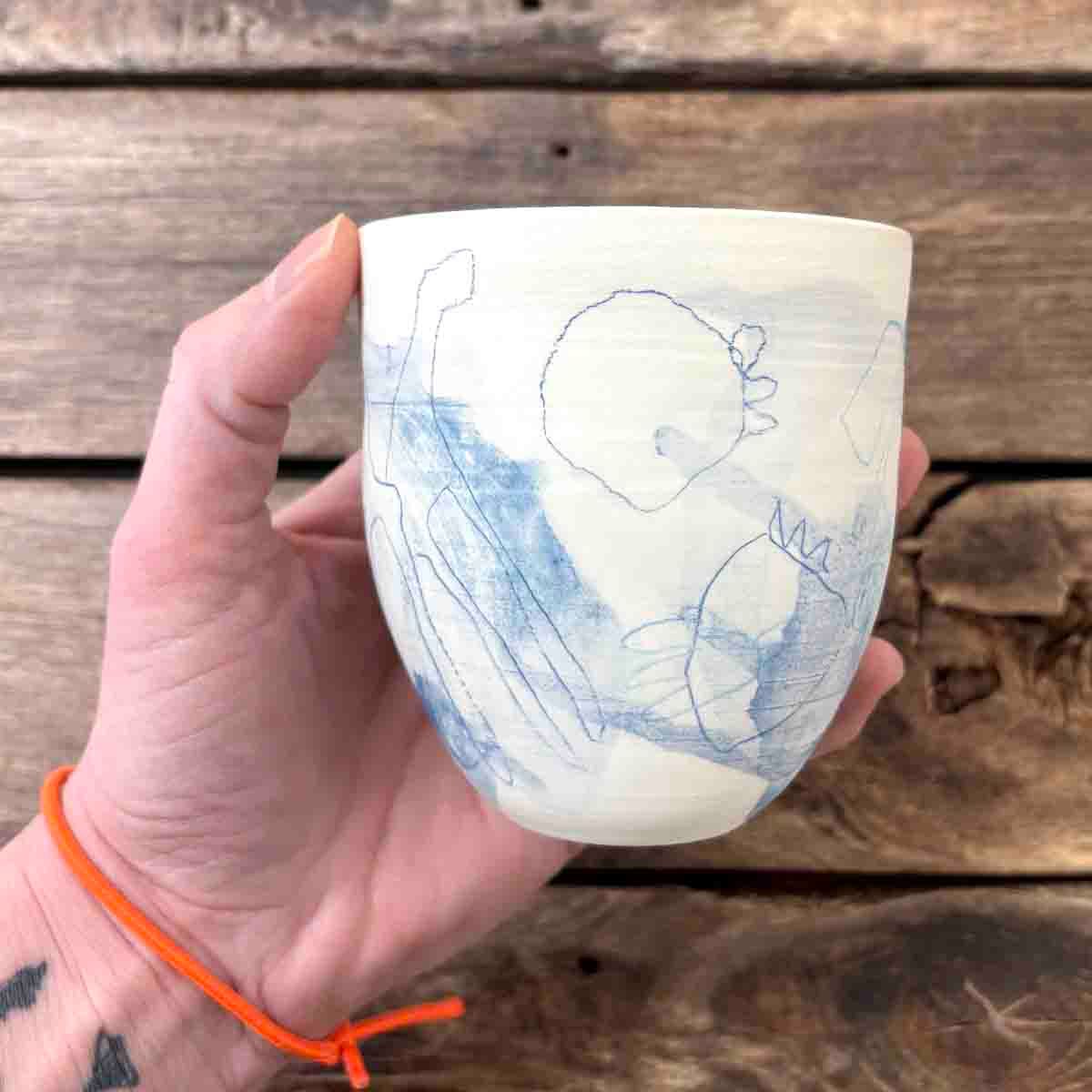 Malerisk krus, porselen 10 cm (P07)