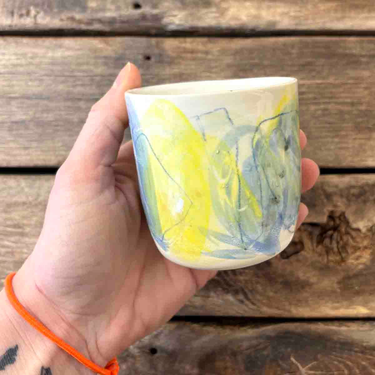 Malerisk krus, keramikk 8.5 cm (S08)