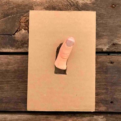 Finger, skulptur (F-5)