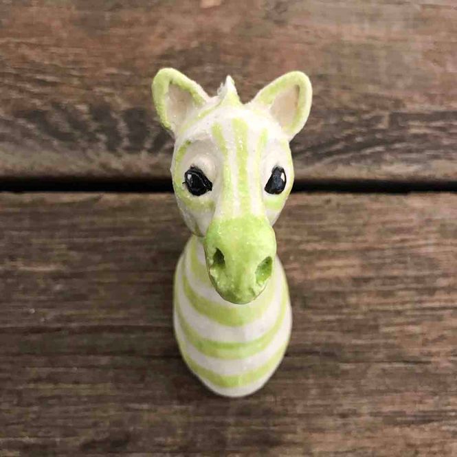 Hovedbilde Zebra mini, skulptur vegg ca 7-8 cm (lime S)