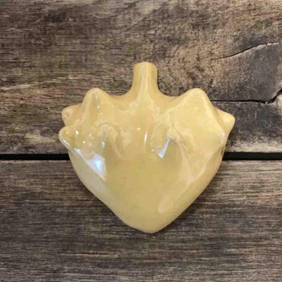 Mini hjerte, 9.5x8 cm skulptur vegg (gul pigger)